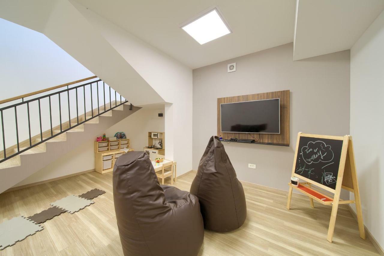 Holiday Home Elegant Vrh  外观 照片